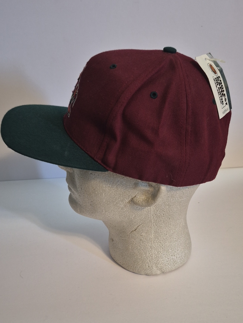 Arizona Coyote NHL Snapback Hat Embroidered Burgandy - Picture 3 of 6